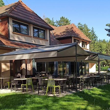 Hotel Restaurant Logis La Meridienne Anglards de Saint Flour Exterior foto