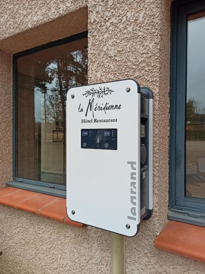 Hotel Restaurant Logis La Meridienne Anglards de Saint Flour Exterior foto