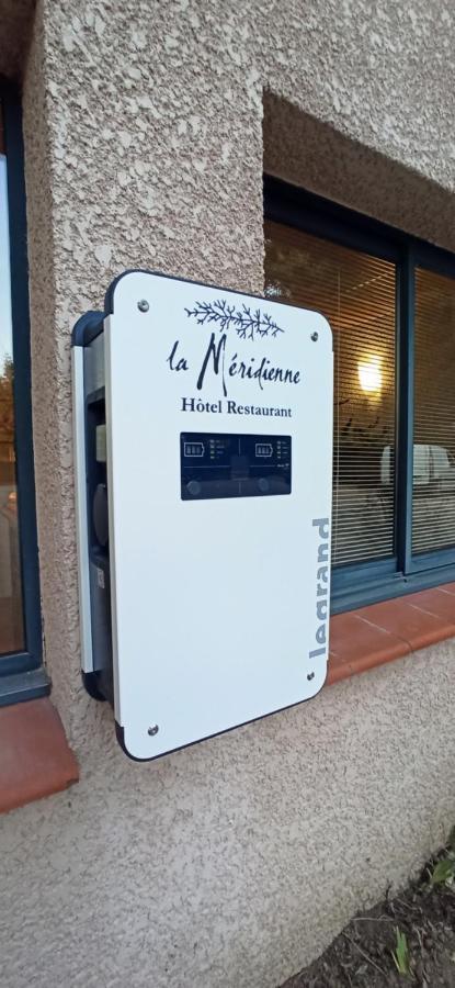 Hotel Restaurant Logis La Meridienne Anglards de Saint Flour Exterior foto